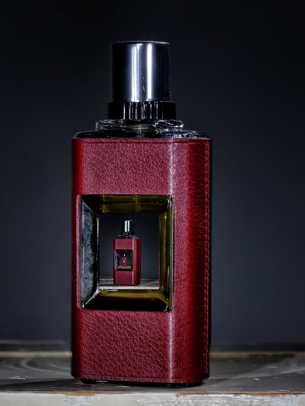 man_habit_rouge.jpg
