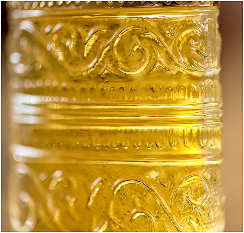 amouage_gold3.jpg